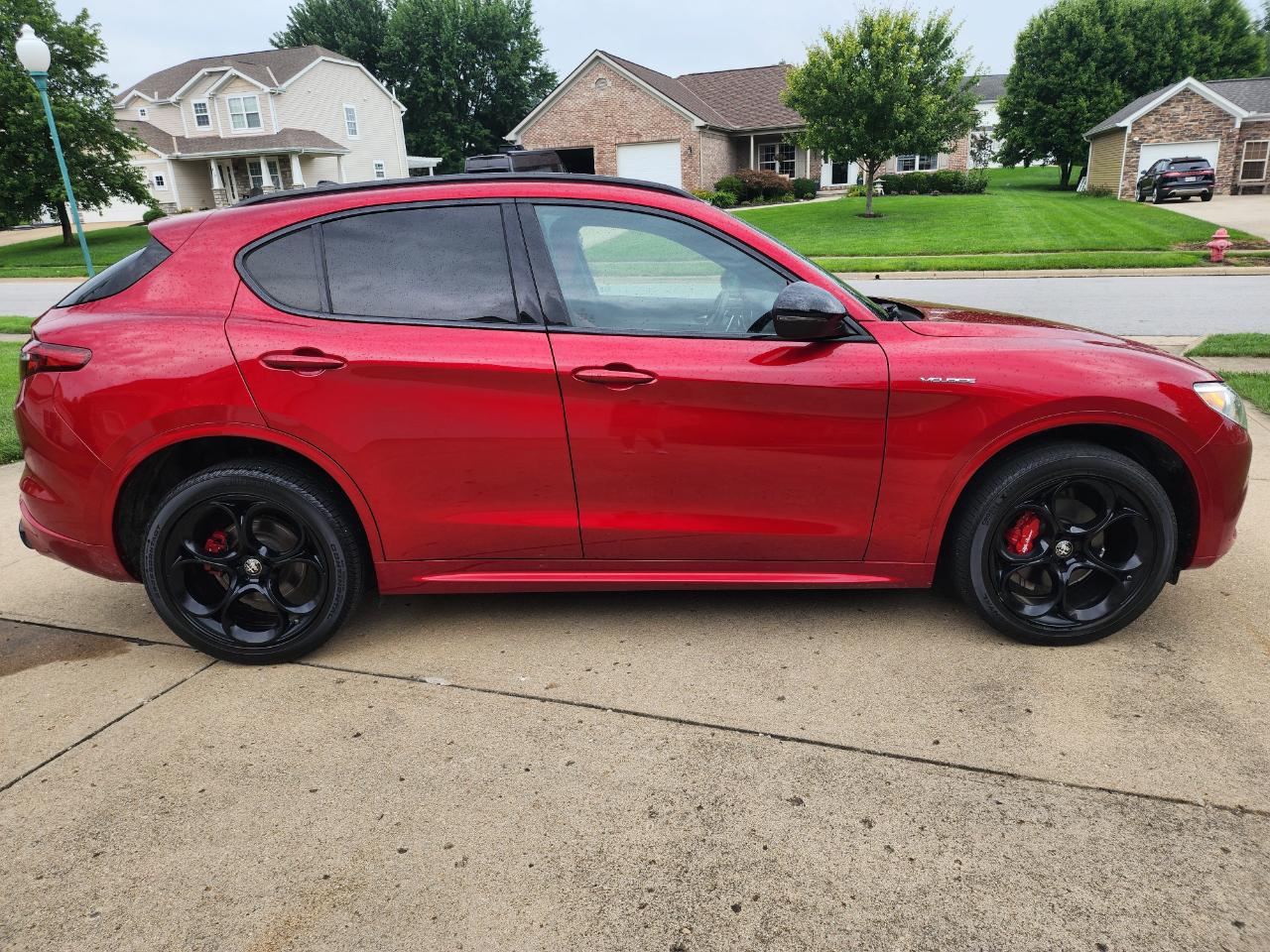 Alfa Romeo Stelvio Veloce AWD 2023