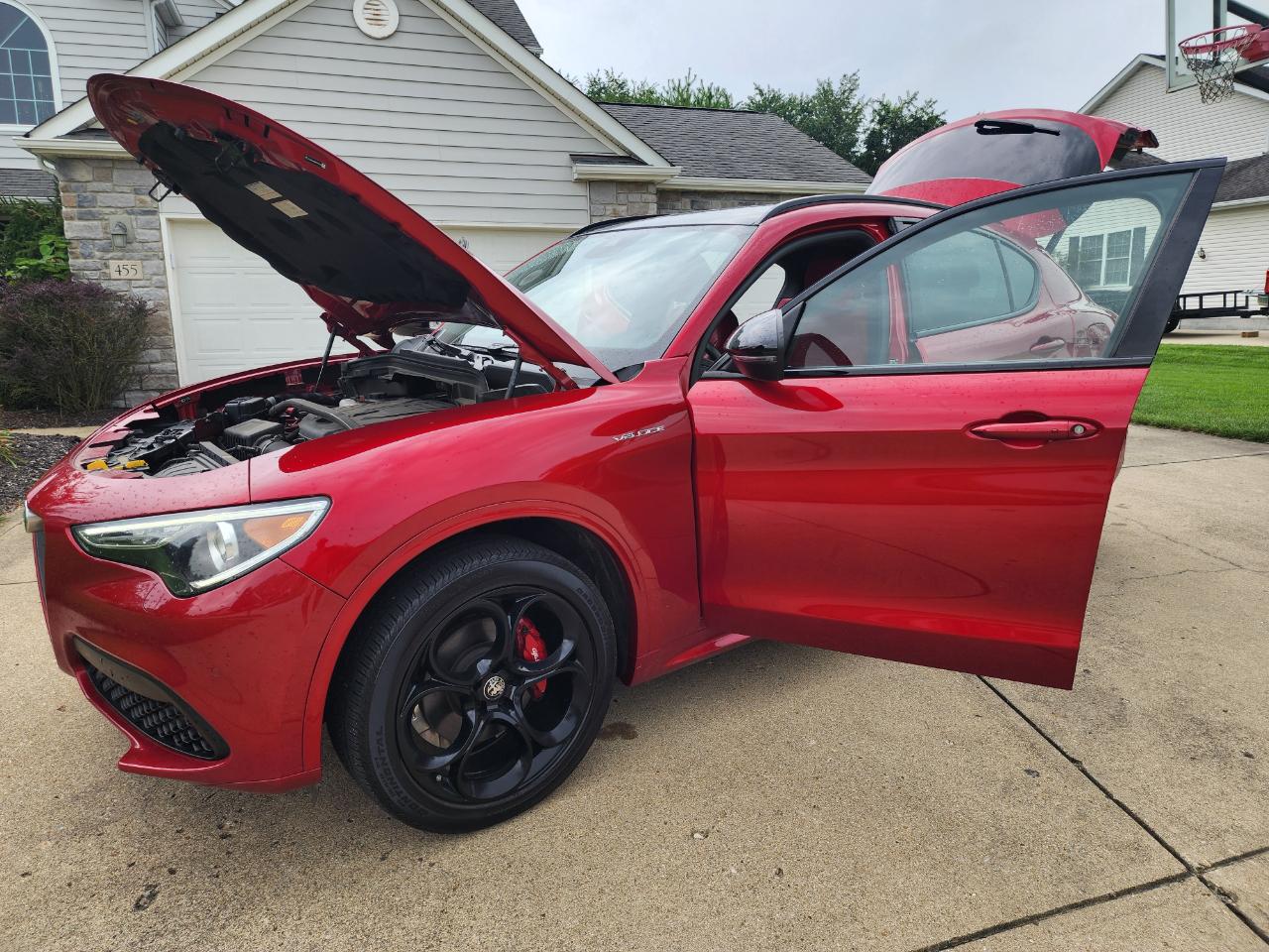 Alfa Romeo Stelvio Veloce AWD 2023