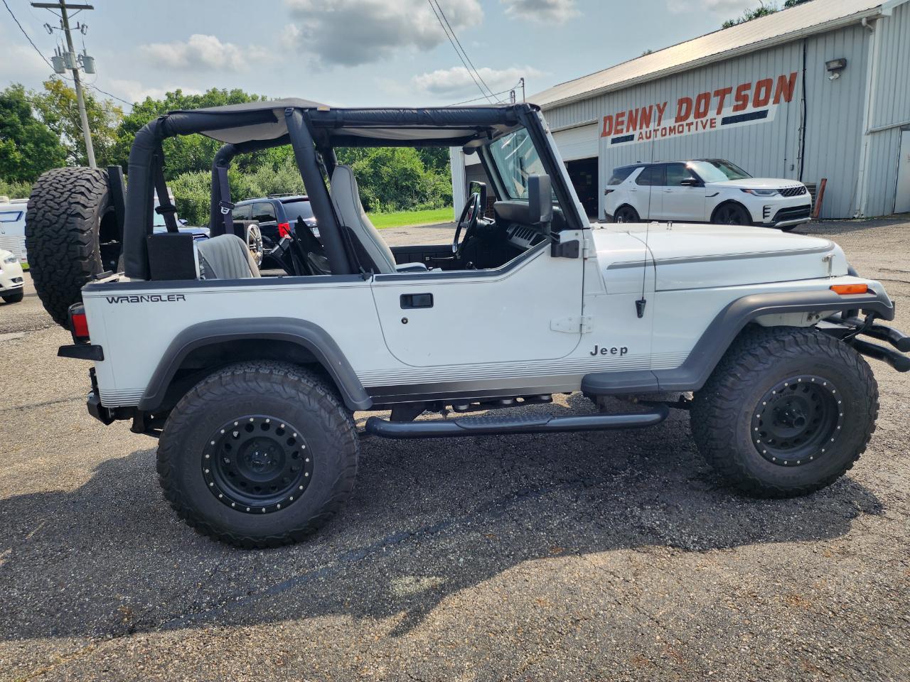 Jeep Wrangler 2dr SE 1994