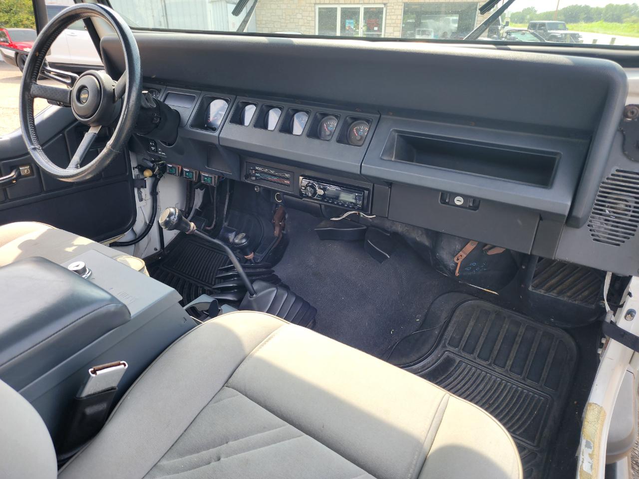 Jeep Wrangler 2dr SE 1994