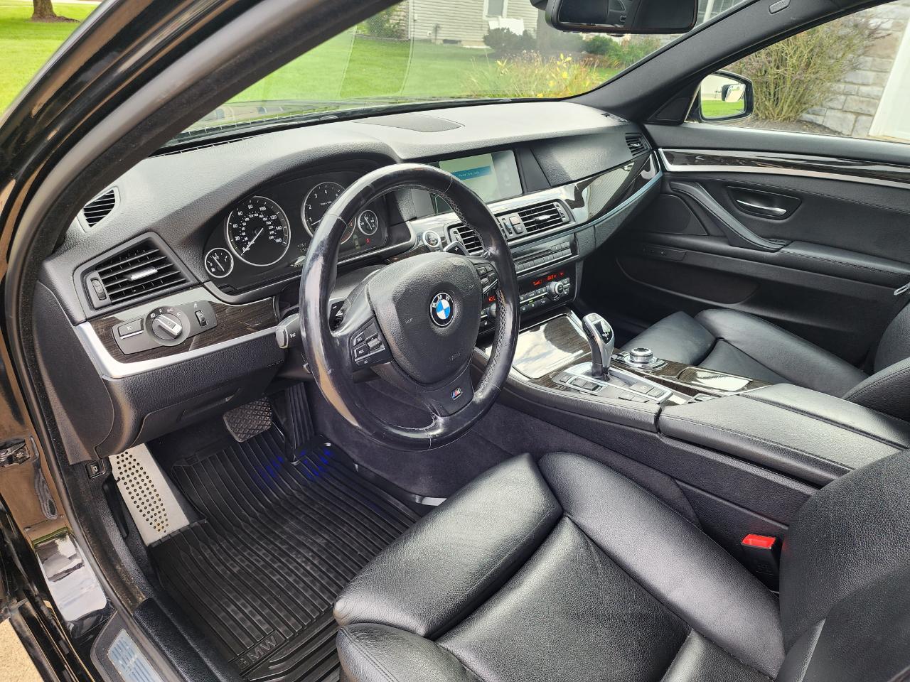 BMW 5 Series 4dr Sdn 535i xDrive AWD 2012