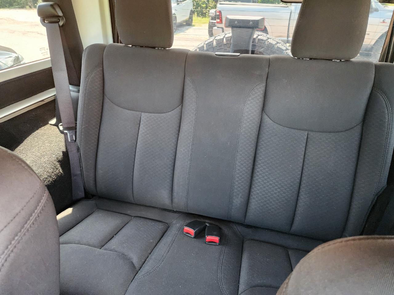 Jeep Wrangler 4WD 2dr Sport 2017