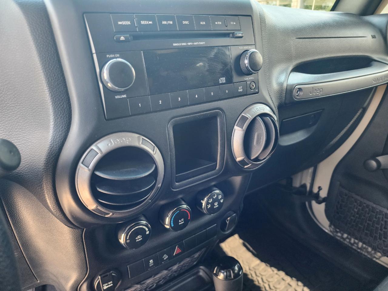 Jeep Wrangler 4WD 2dr Sport 2017