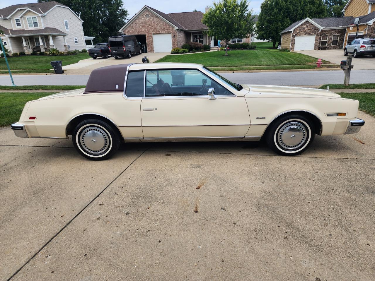 Oldsmobile Toronado 2dr Coupe Custom Brougham 1983