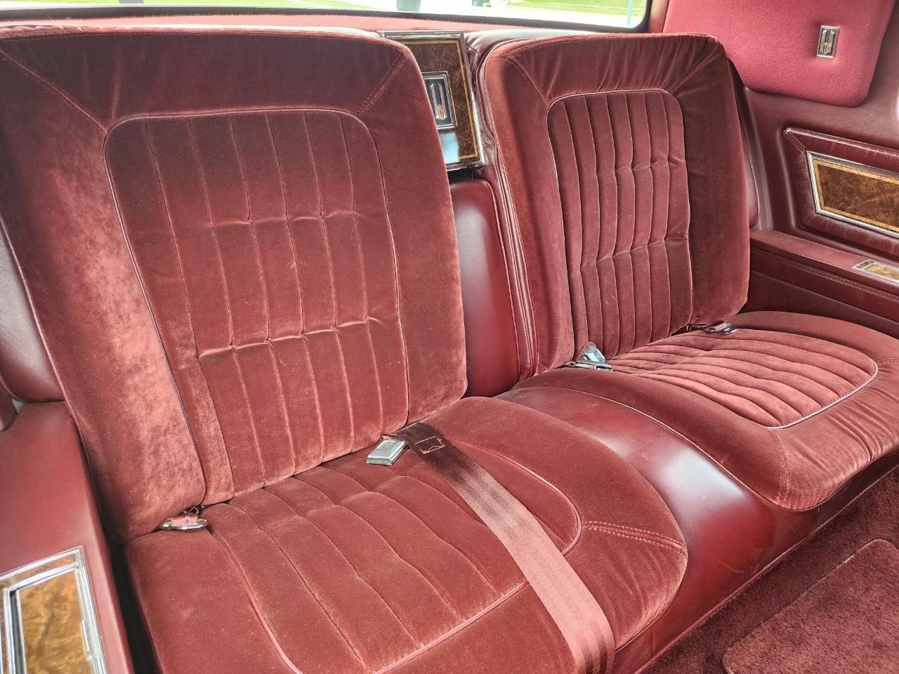 Oldsmobile Toronado 2dr Coupe Custom Brougham 1983