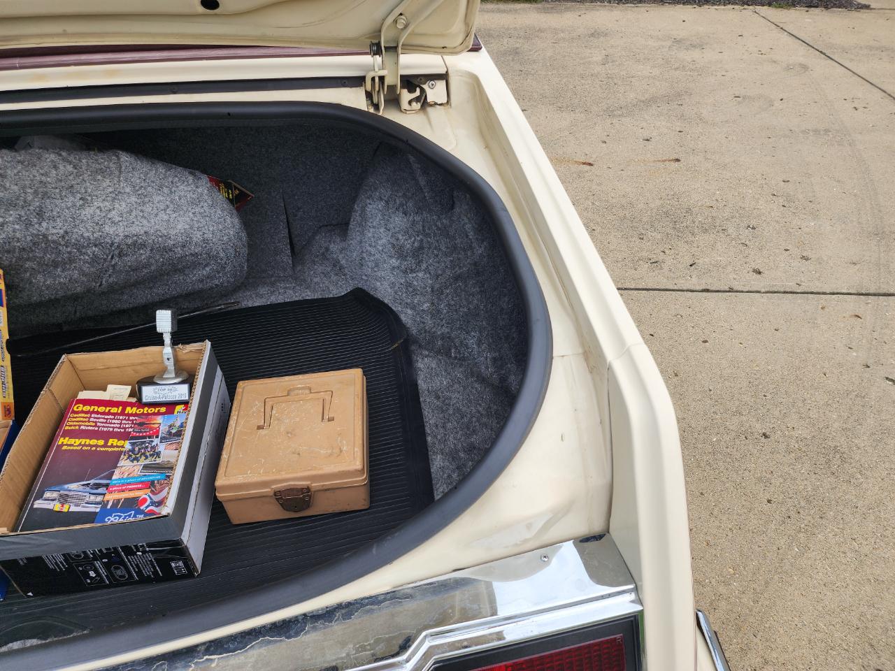 Oldsmobile Toronado 2dr Coupe Custom Brougham 1983