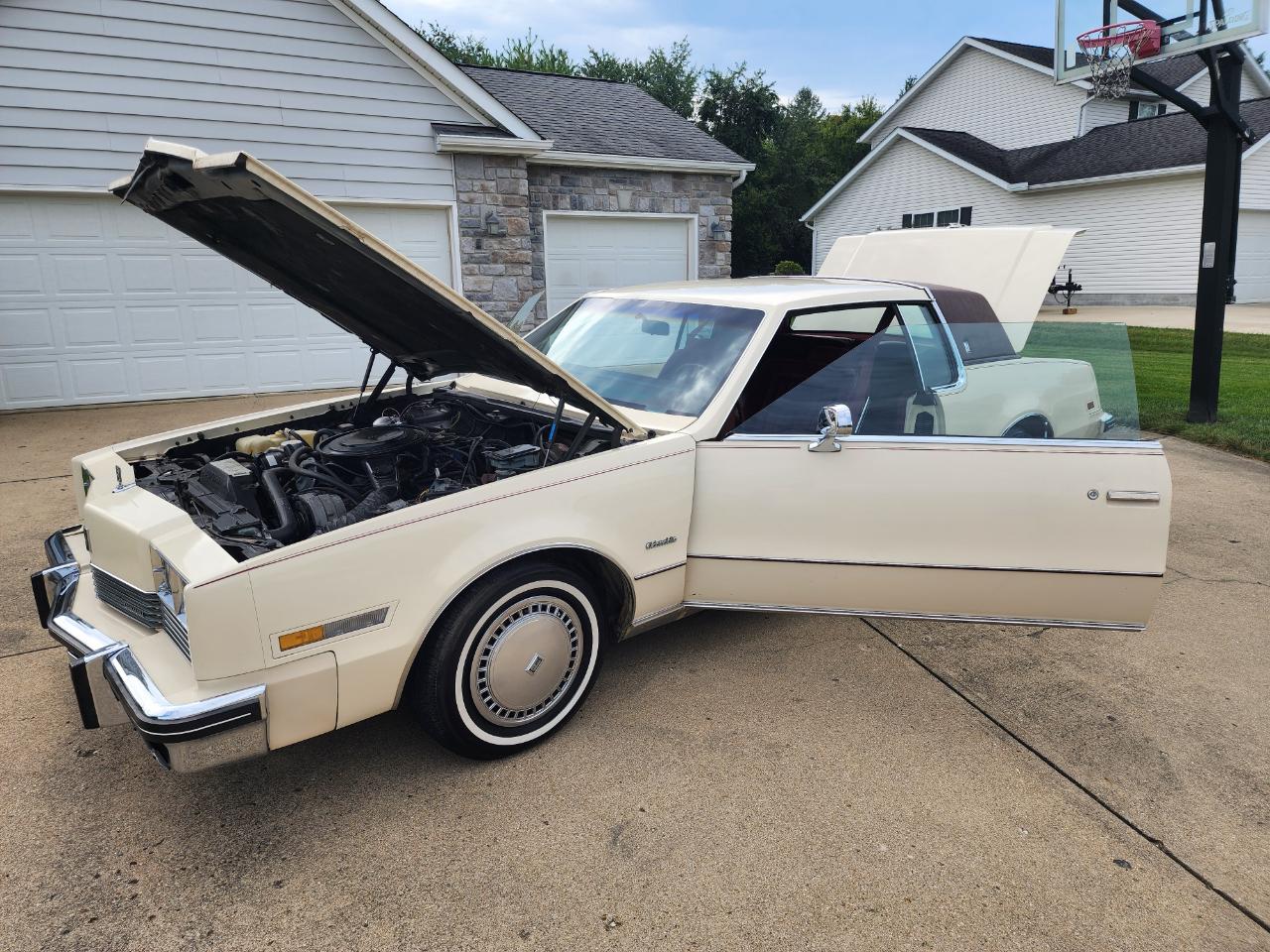 Oldsmobile Toronado 2dr Coupe Custom Brougham 1983