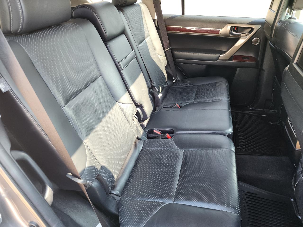 Lexus GX 460 4WD 4dr Luxury 2016