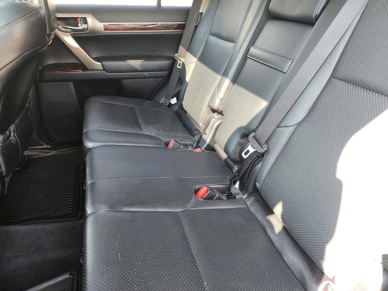 Lexus GX 460 4WD 4dr Luxury 2016