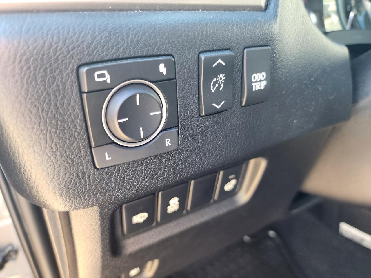Lexus GX 460 4WD 4dr Luxury 2016
