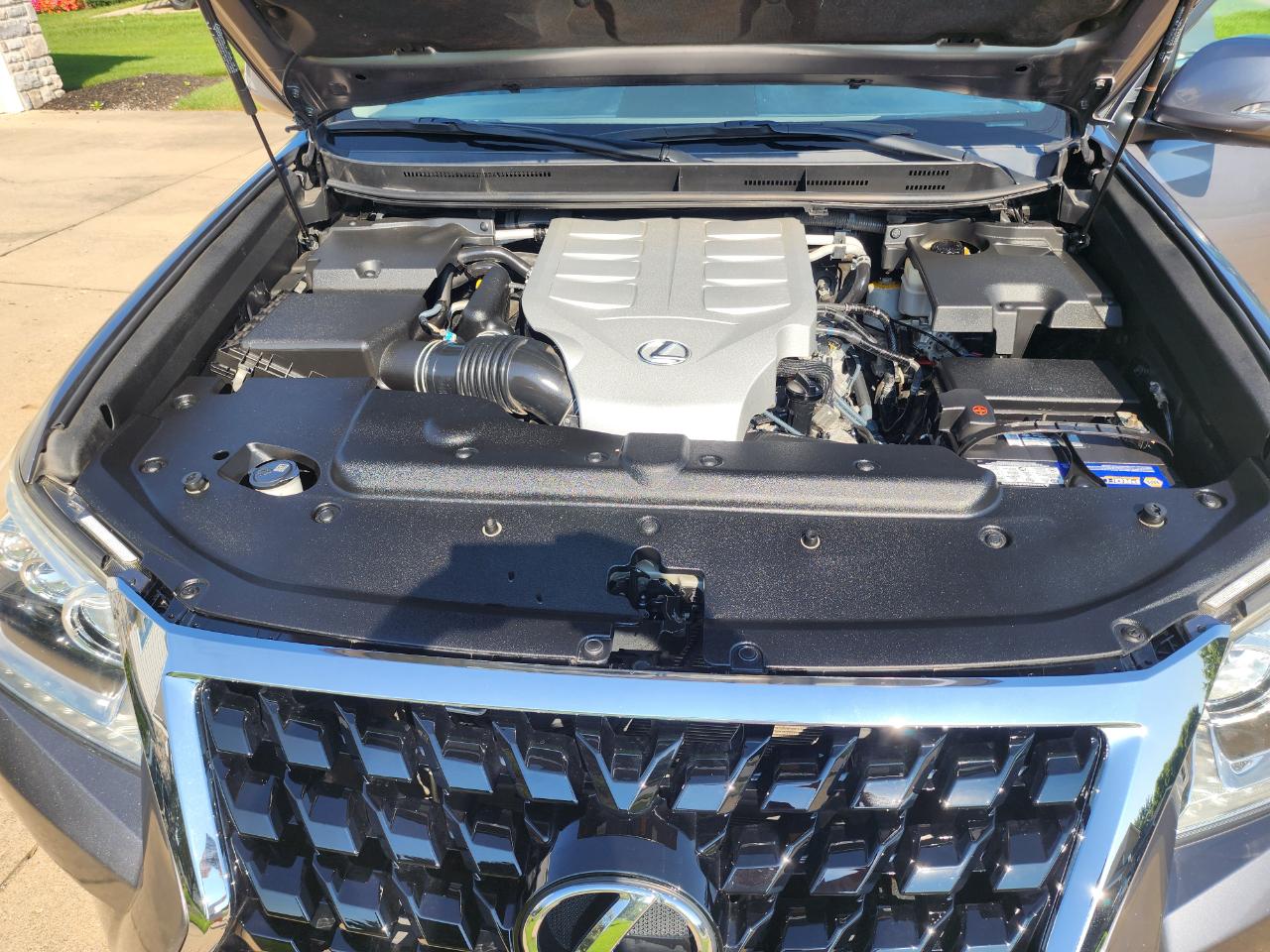 Lexus GX 460 4WD 4dr Luxury 2016