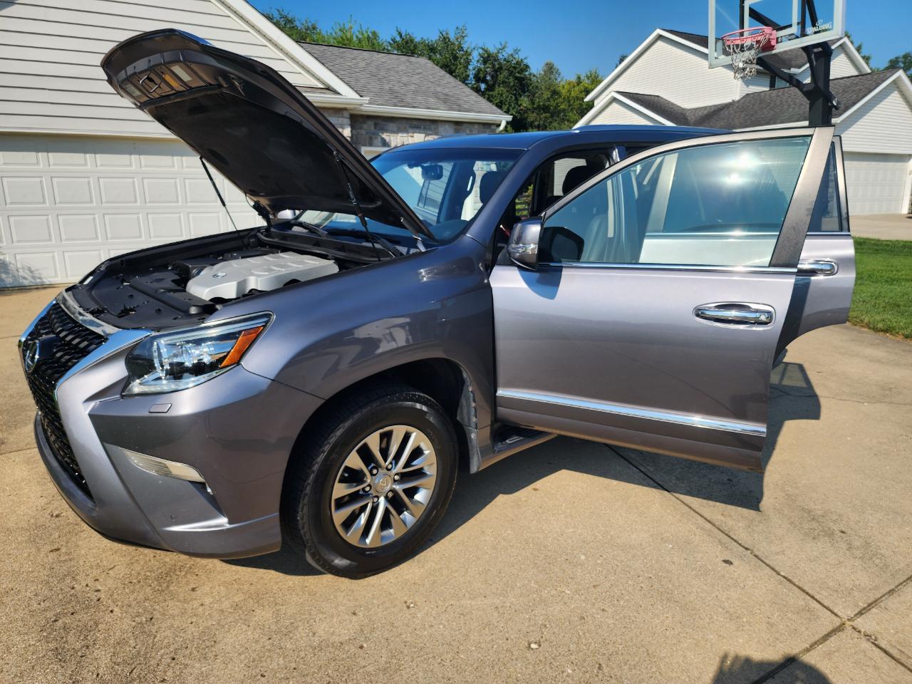 Lexus GX 460 4WD 4dr Luxury 2016