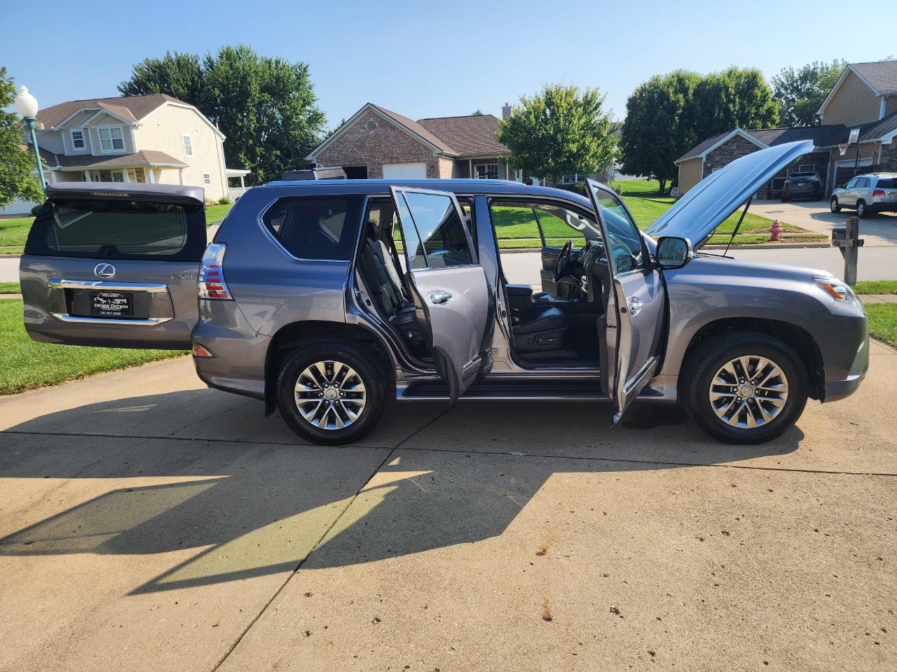 Lexus GX 460 4WD 4dr Luxury 2016