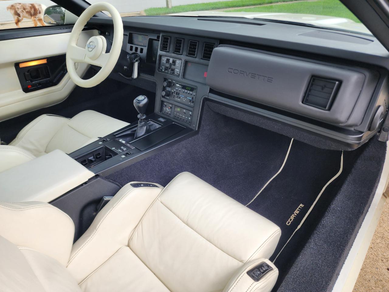 Chevrolet Corvette 2dr Hatchback Coupe 1988