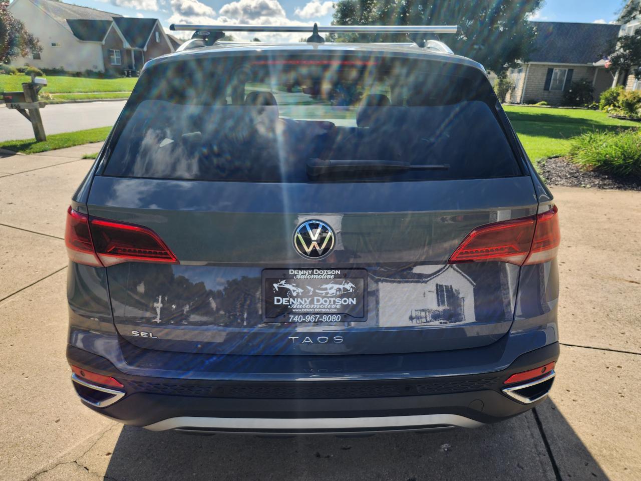 Volkswagen Taos SEL FWD 2022