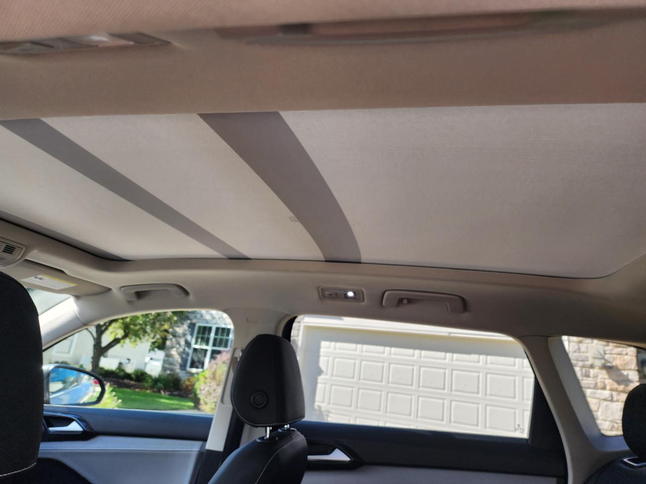 Volkswagen Taos SEL FWD 2022