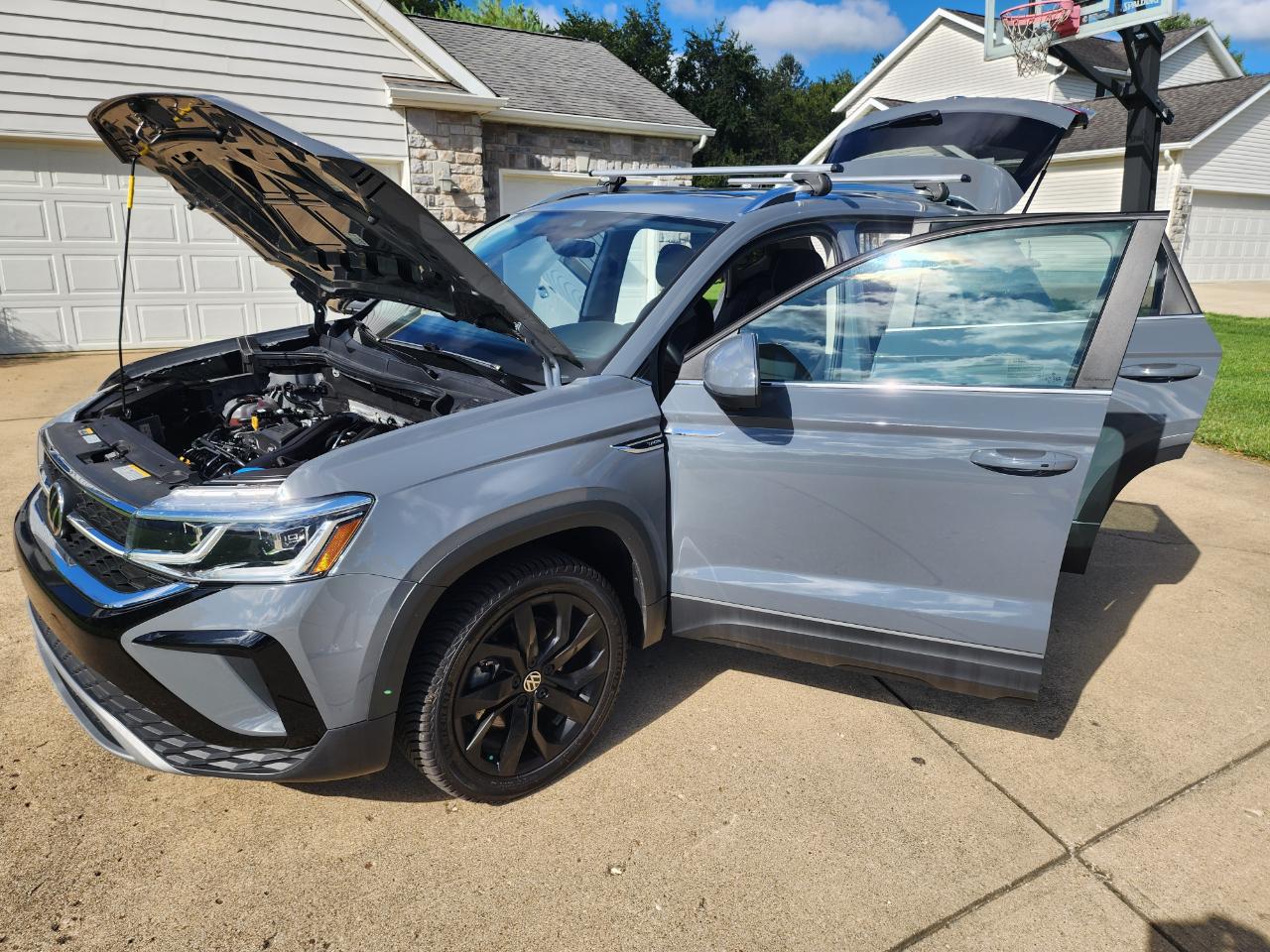 Volkswagen Taos SEL FWD 2022