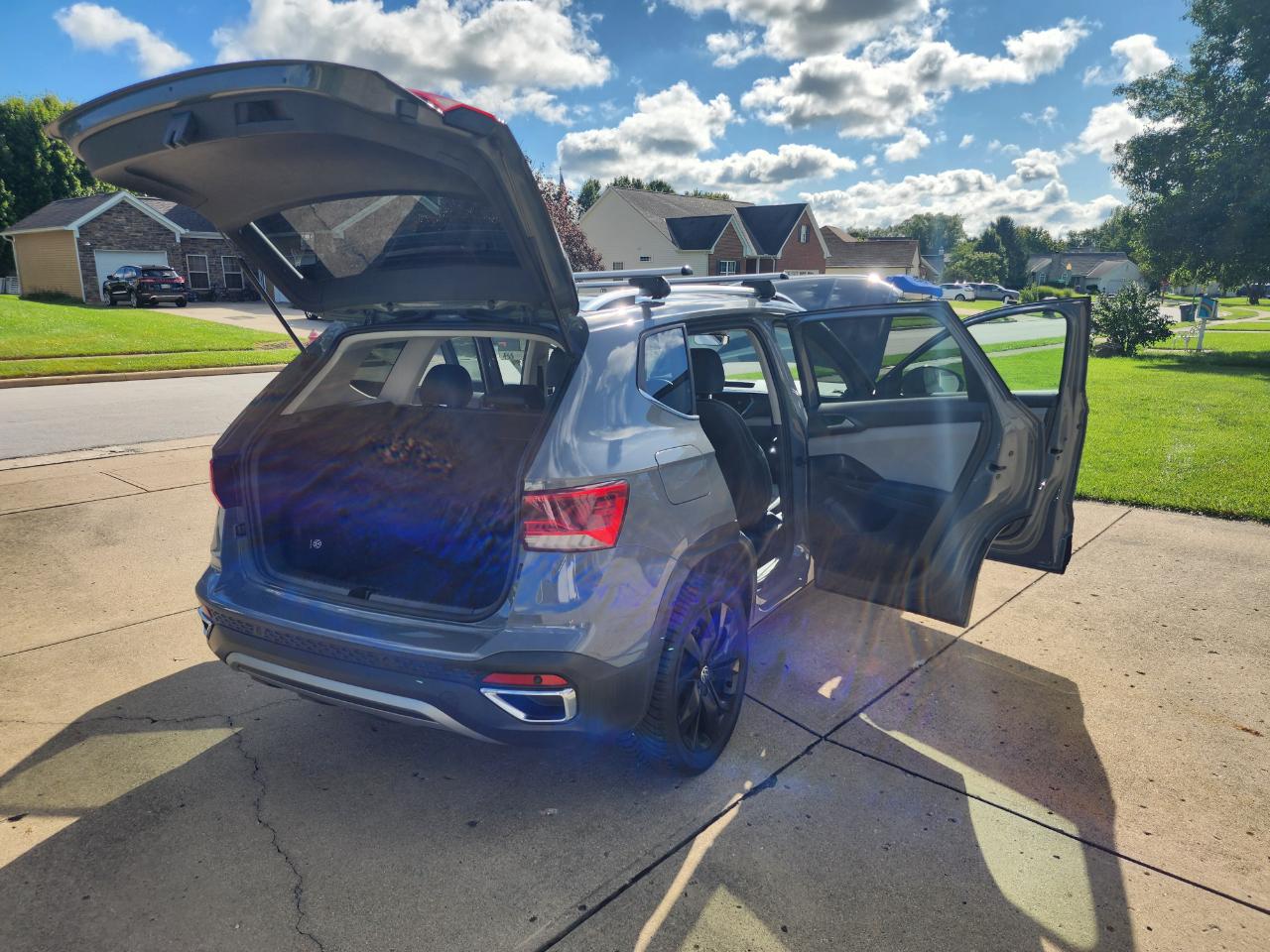 Volkswagen Taos SEL FWD 2022