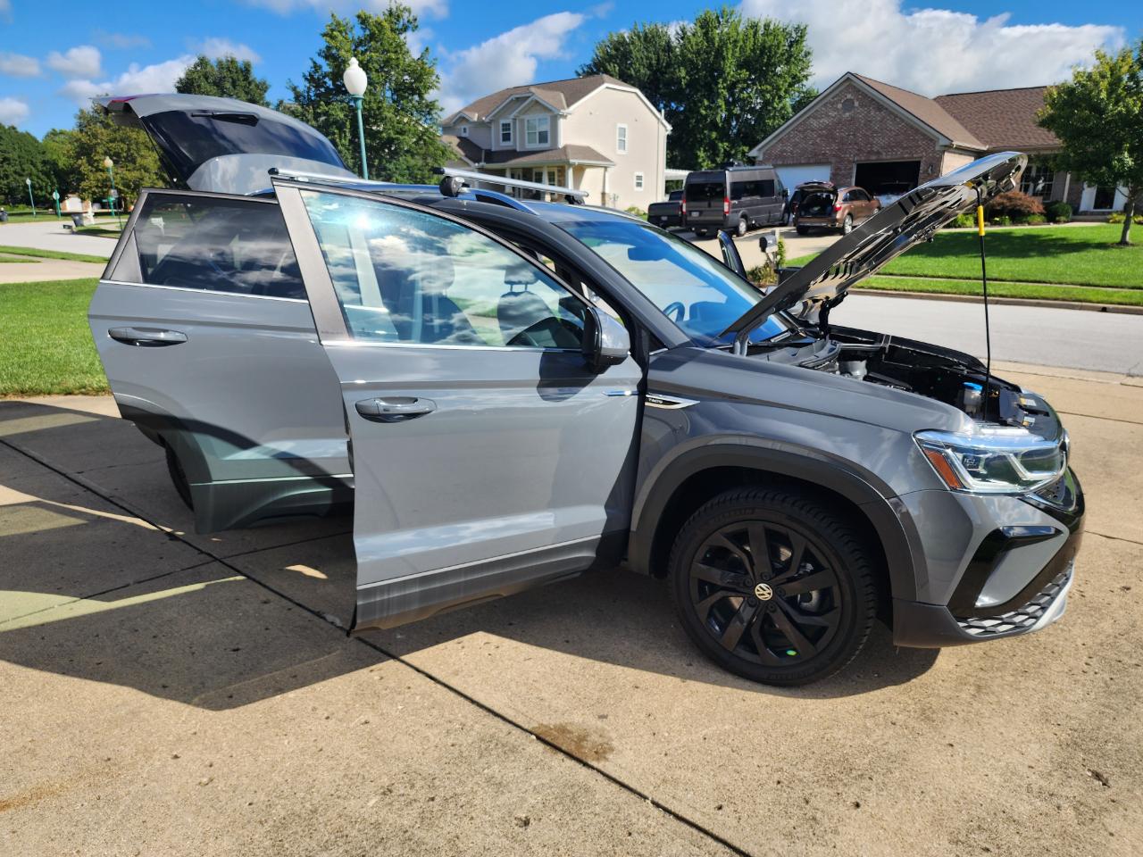 Volkswagen Taos SEL FWD 2022