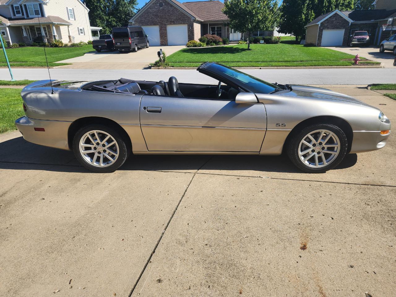 Chevrolet Camaro 2dr Convertible SS 2002