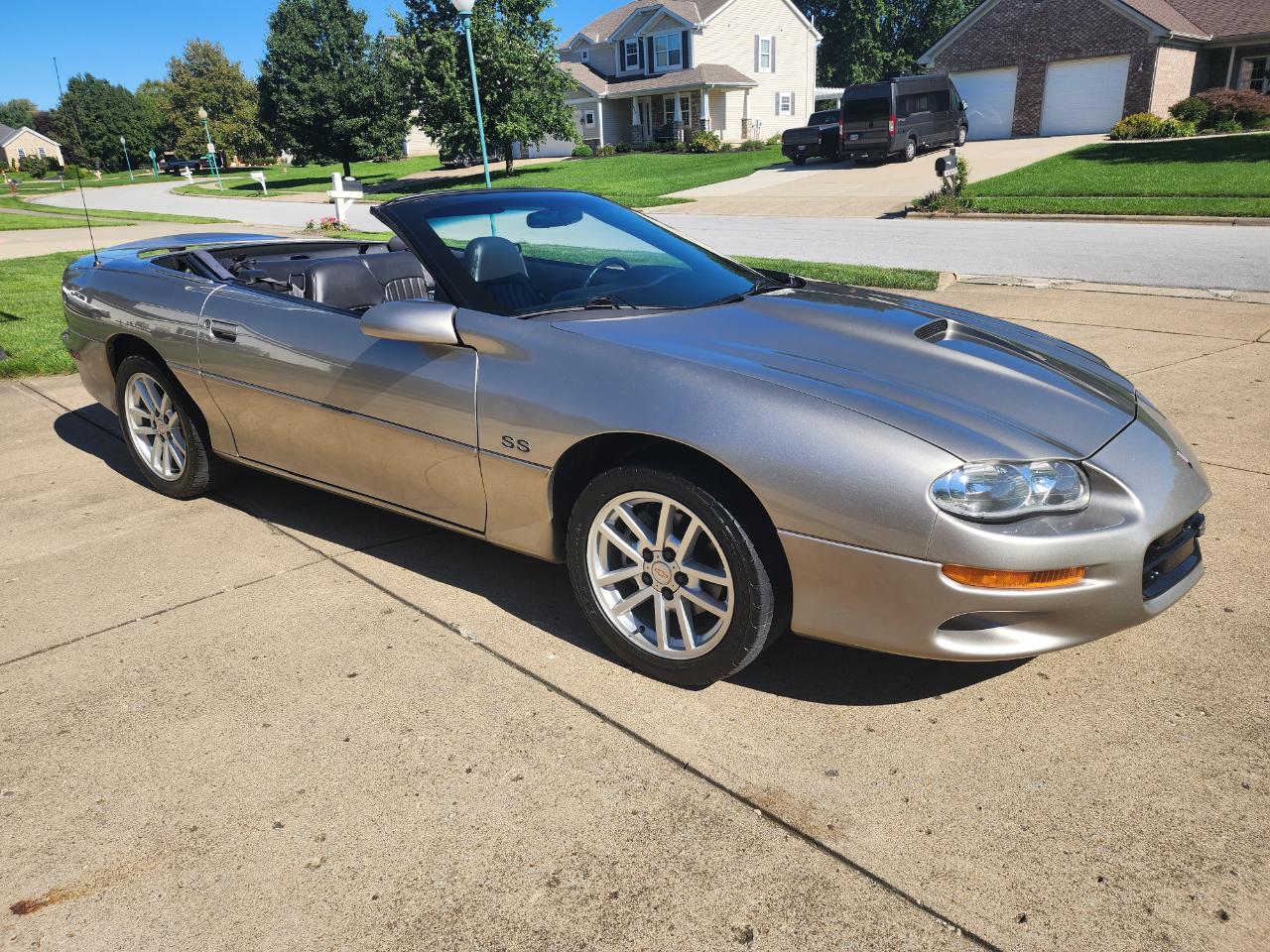Chevrolet Camaro 2dr Convertible SS 2002