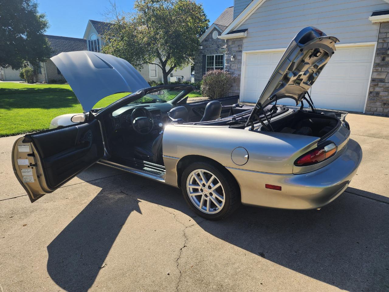 Chevrolet Camaro 2dr Convertible SS 2002