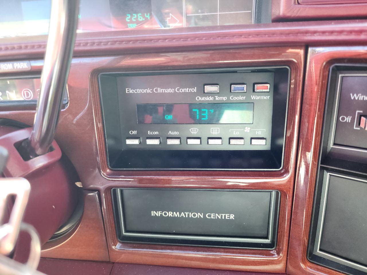 Cadillac Fleetwood 2dr Coupe 1992