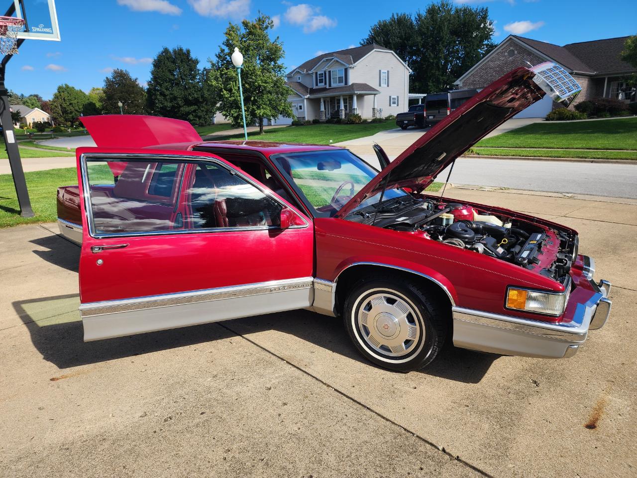 Cadillac Fleetwood 2dr Coupe 1992