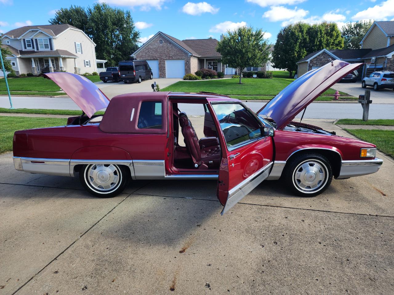 Cadillac Fleetwood 2dr Coupe 1992