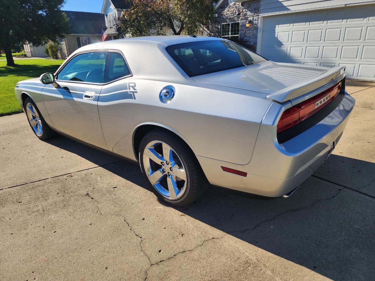 Dodge Challenger 2dr Cpe R/T 2009