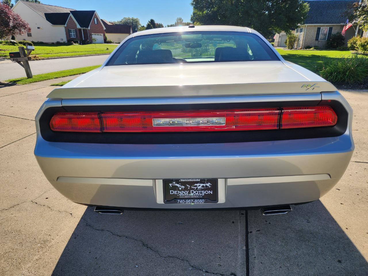 Dodge Challenger 2dr Cpe R/T 2009