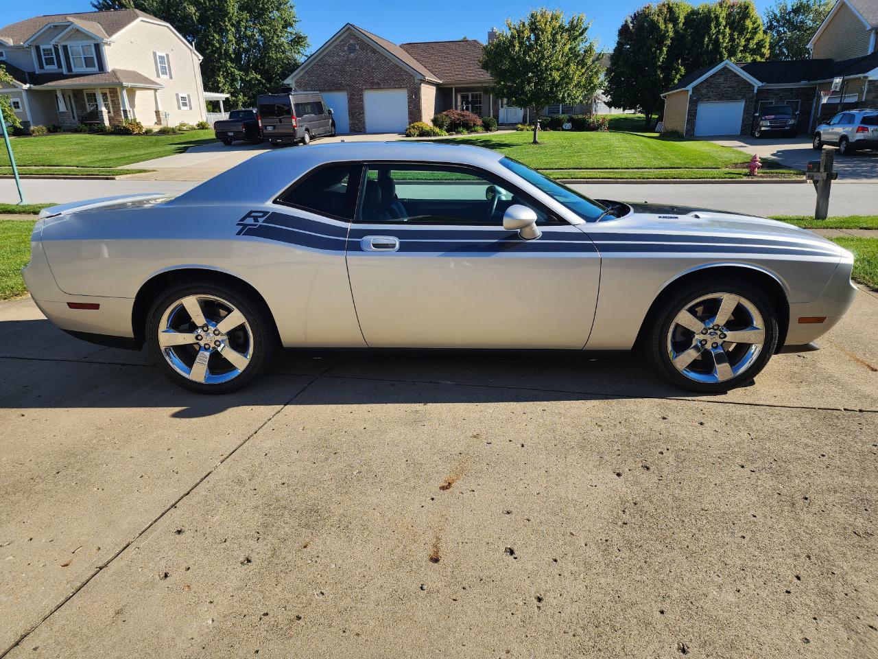 Dodge Challenger 2dr Cpe R/T 2009
