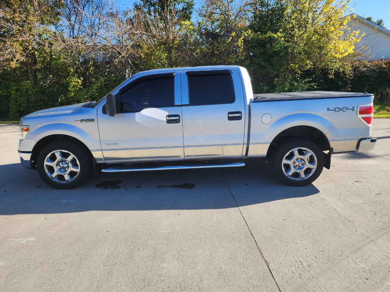 Ford F-150 4WD SuperCrew 145" XLT 2014