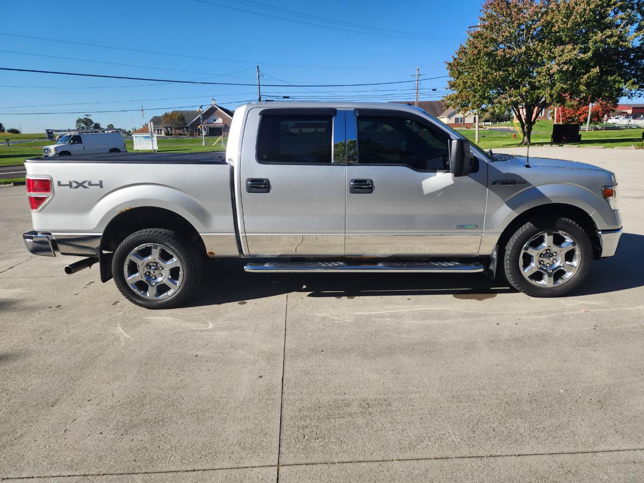 Ford F-150 4WD SuperCrew 145" XLT 2014