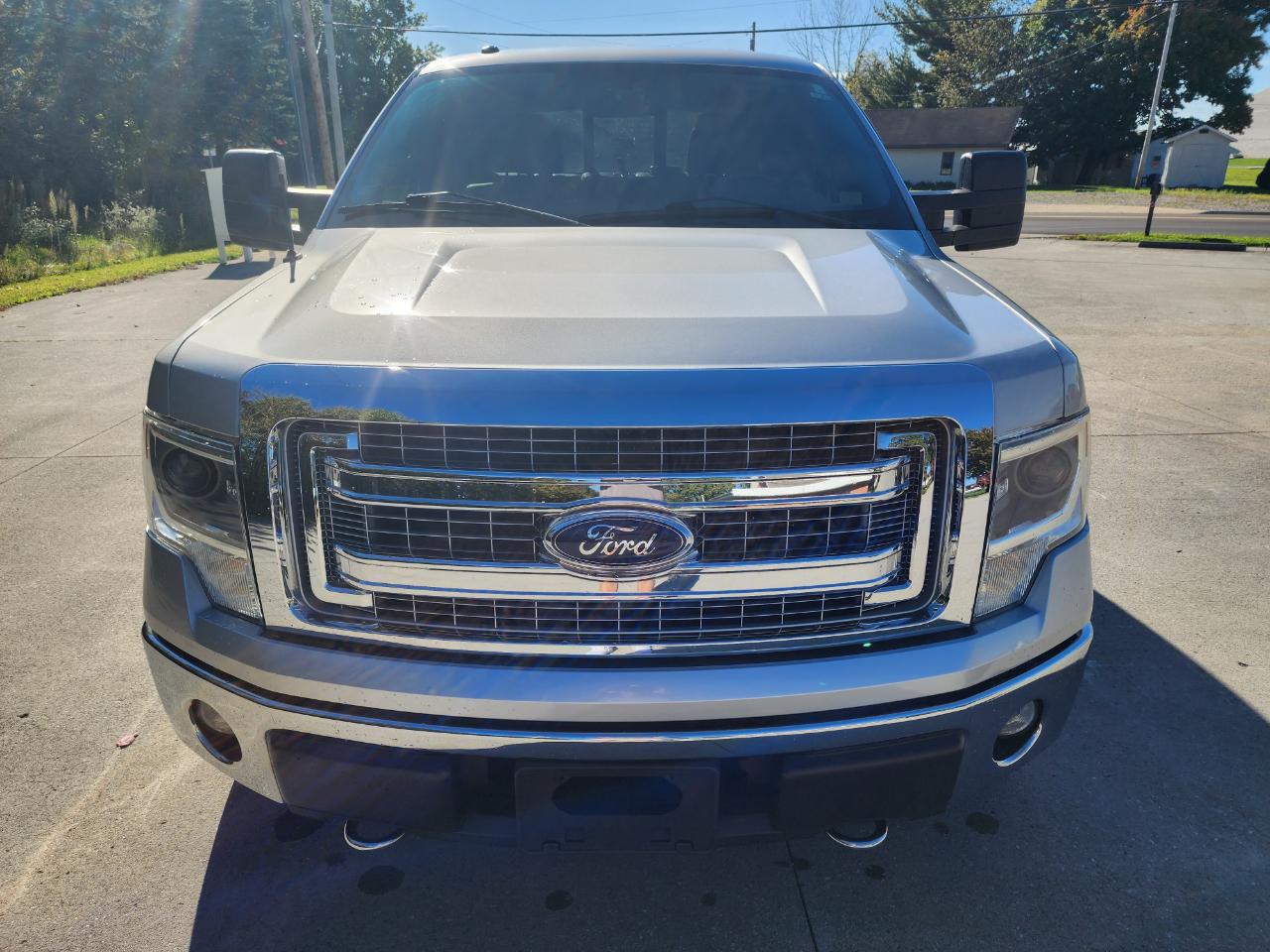 Ford F-150 4WD SuperCrew 145" XLT 2014