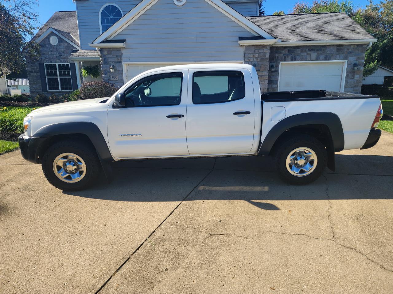 Toyota Tacoma 4WD SR5 Double Cab 5' Bed V6 AT (Natl) 2008
