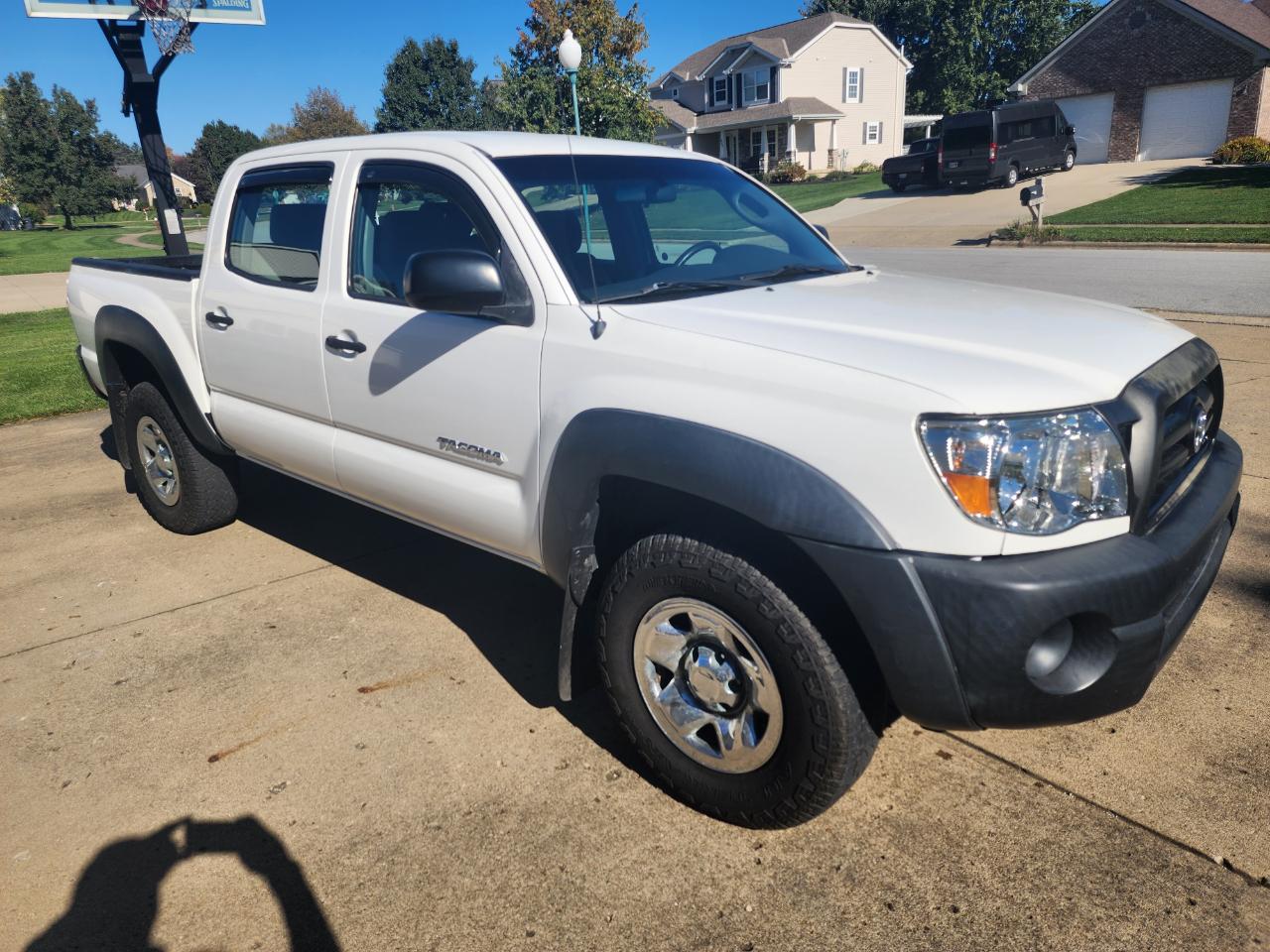 Toyota Tacoma 4WD SR5 Double Cab 5' Bed V6 AT (Natl) 2008