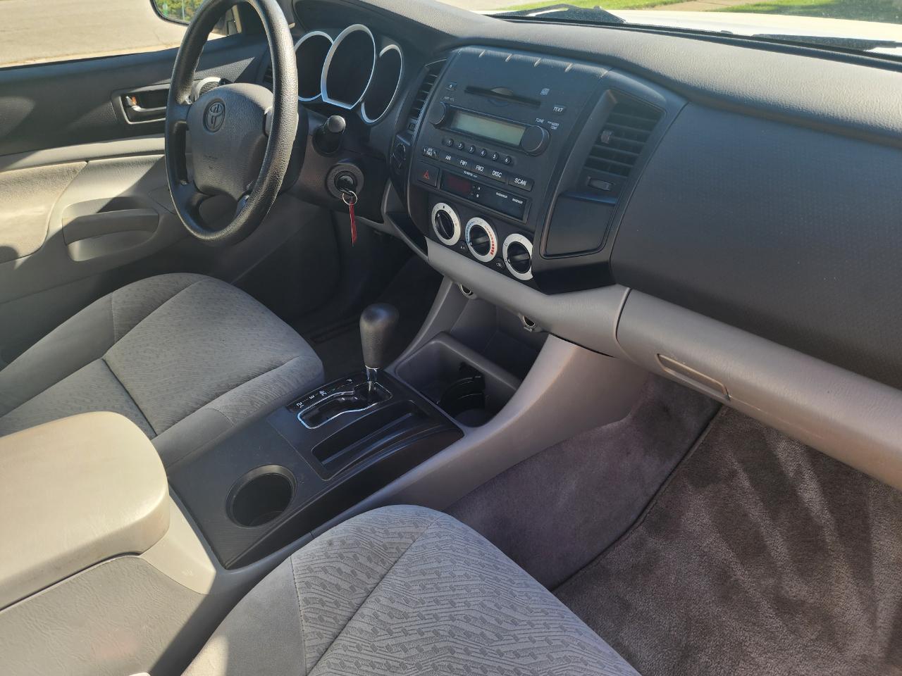 Toyota Tacoma 4WD SR5 Double Cab 5' Bed V6 AT (Natl) 2008