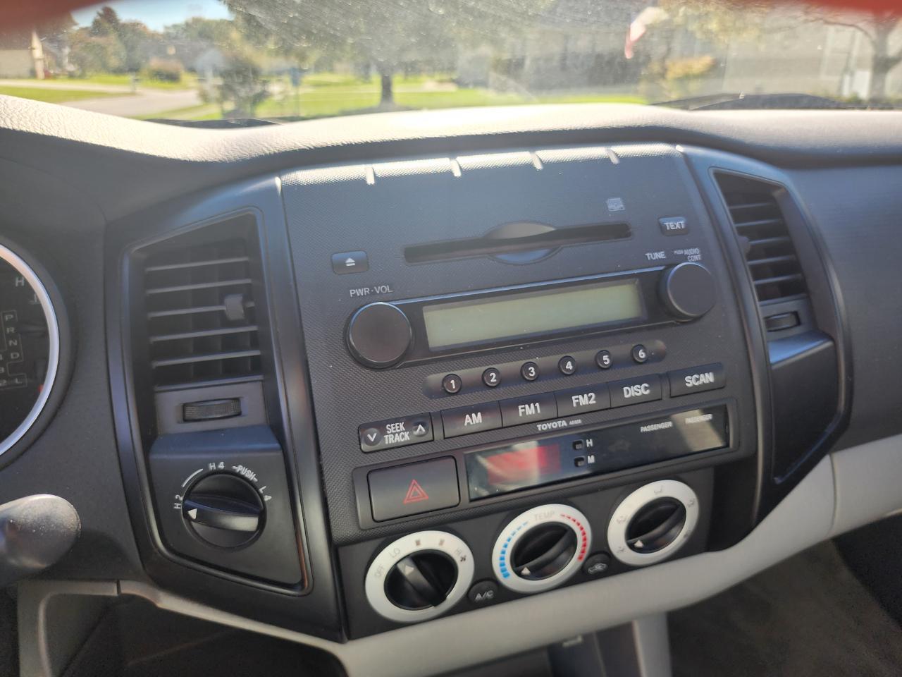 Toyota Tacoma 4WD SR5 Double Cab 5' Bed V6 AT (Natl) 2008