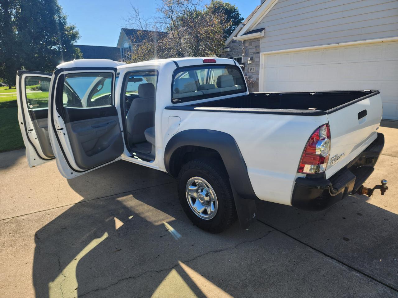 Toyota Tacoma 4WD SR5 Double Cab 5' Bed V6 AT (Natl) 2008
