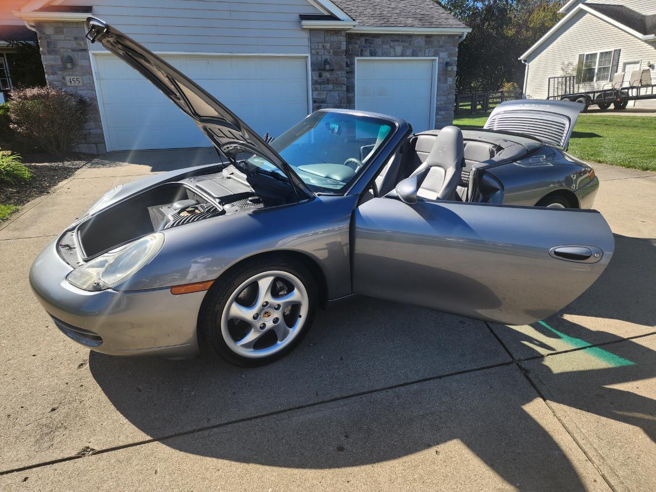 Porsche 911 Carrera 2dr Cabriolet Carrera 4 2001