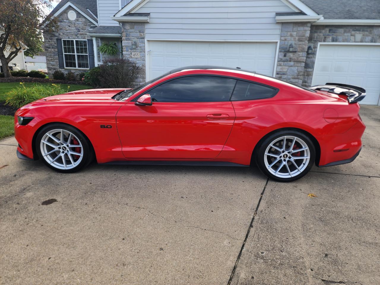 Ford Mustang 2dr Fastback GT Premium 2015