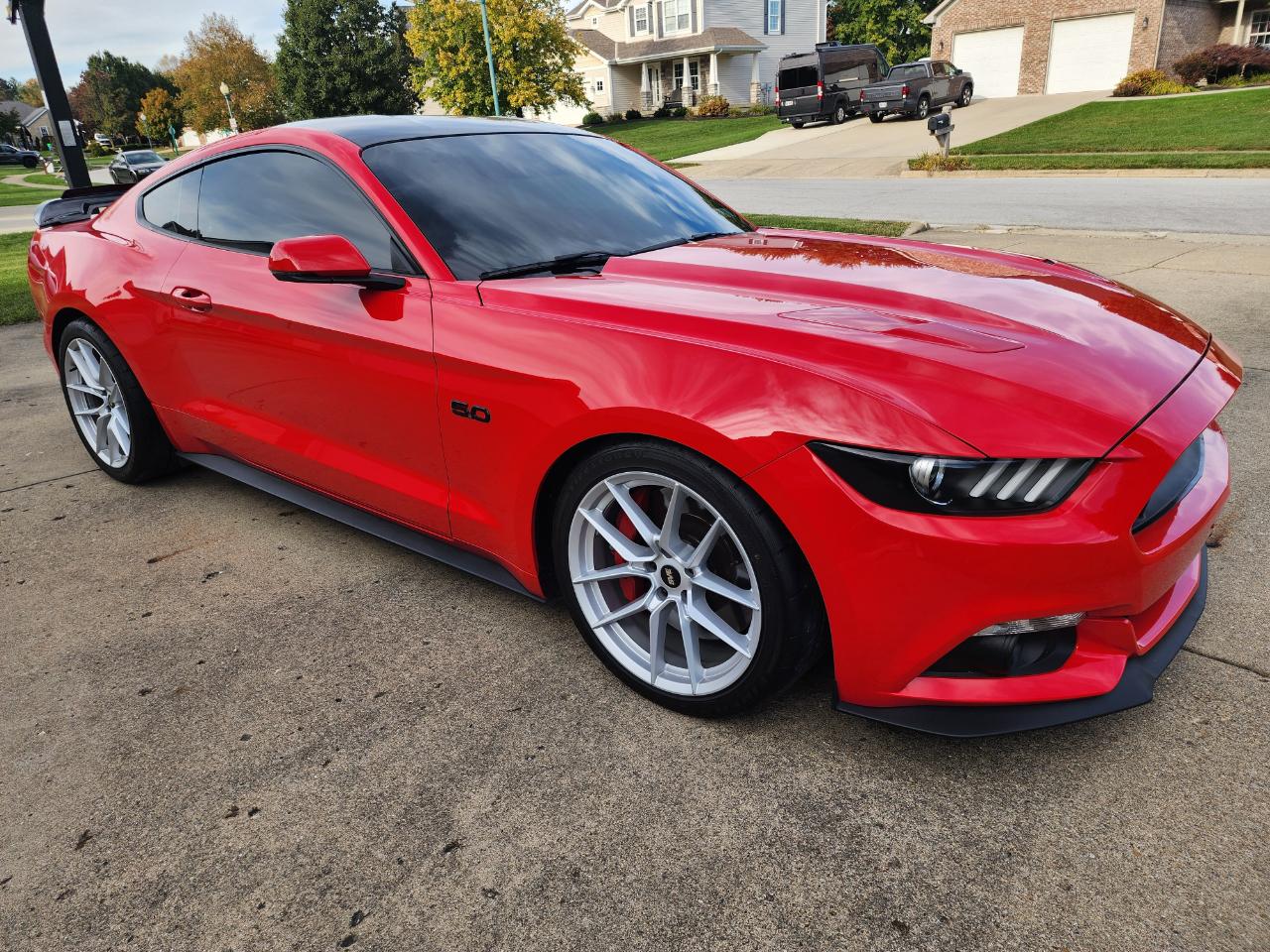 Ford Mustang 2dr Fastback GT Premium 2015