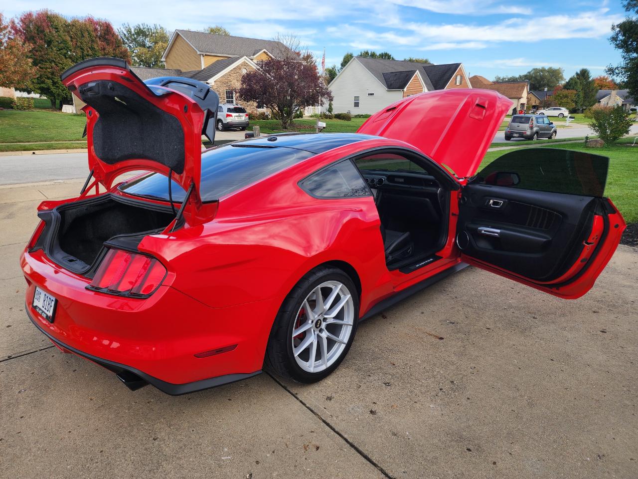 Ford Mustang 2dr Fastback GT Premium 2015
