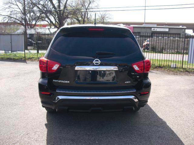 Nissan Pathfinder S 4WD 2017