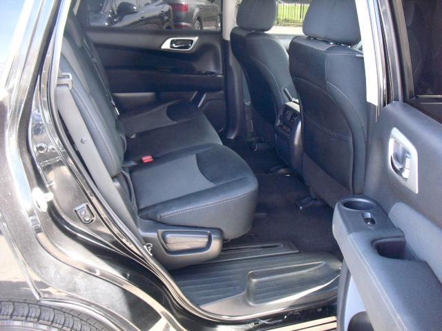 Nissan Pathfinder S 4WD 2017