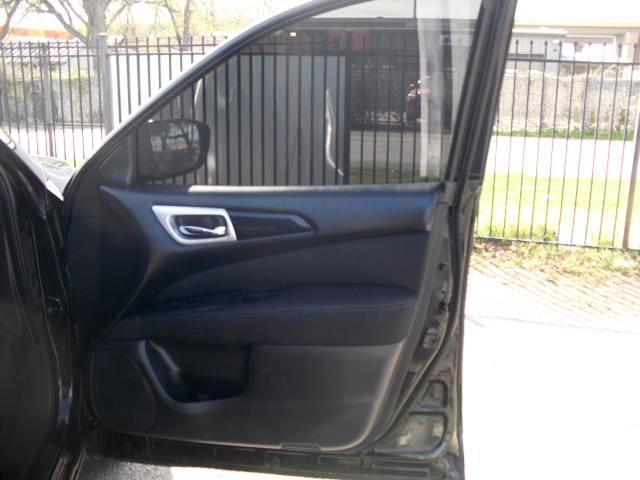 Nissan Pathfinder S 4WD 2017