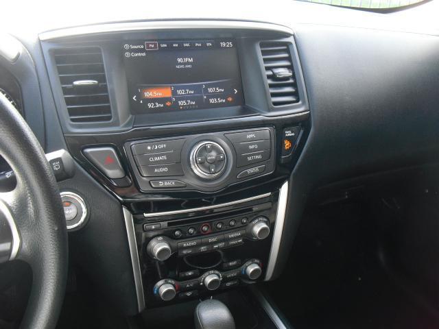 Nissan Pathfinder S 4WD 2017