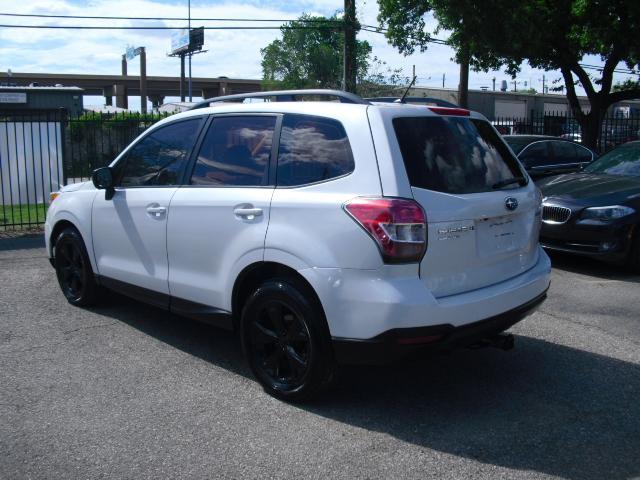 Subaru Forester 2.5i Premium 2015