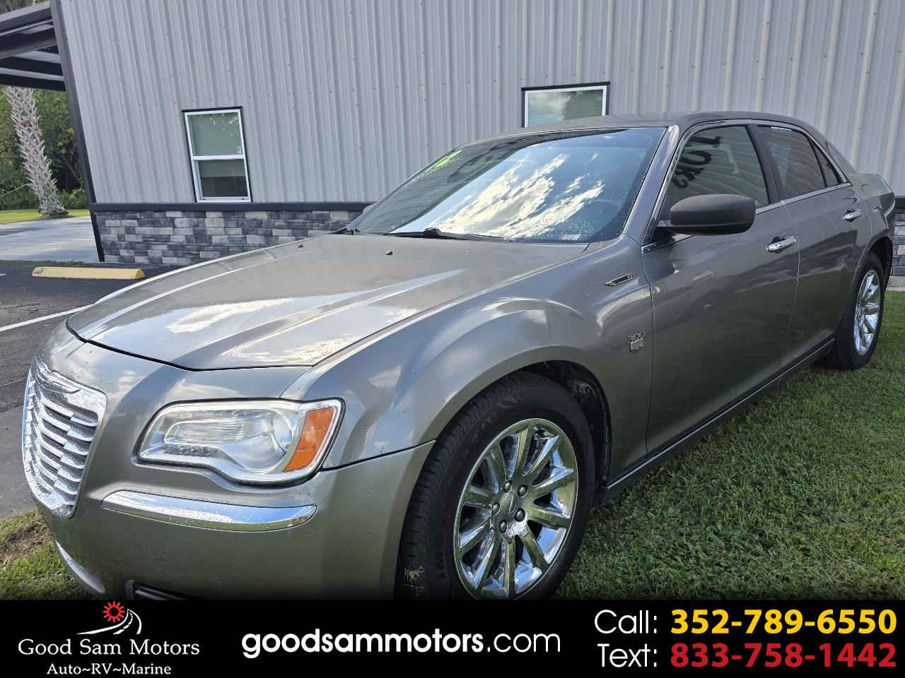 2012 Chrysler 300 4dr Sdn V6 Limited RWD